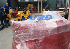 福瑞得機械座駕壓路機、手扶壓路機、灌縫機及時包裝發貨