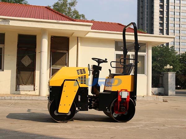 關(guān)于小型壓路機(jī)變速箱的保養(yǎng)知識(shí)你知道多少？