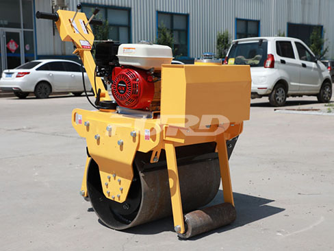 要想小型壓路機壓實效果好還需要專業的方法！